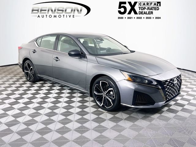 2023 Nissan Altima 2.5 SR's photo