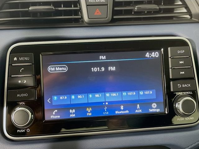 2025 Nissan Versa Sedan SV - Photo 9