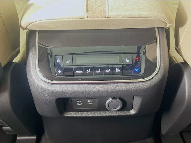2025 Nissan Armada Platinum Reserve - Photo 16
