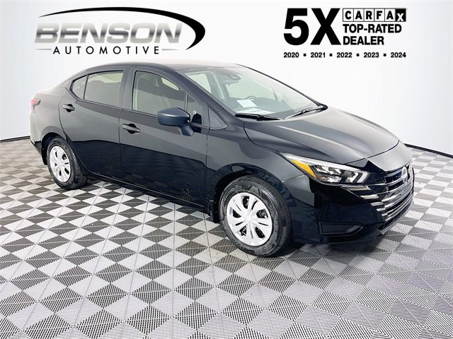 2025 Nissan Versa Sedan S's photo