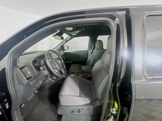 2026 Nissan Frontier SV - Photo 13
