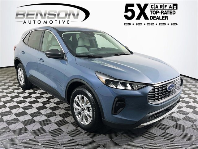 2023 Ford Escape Active's photo