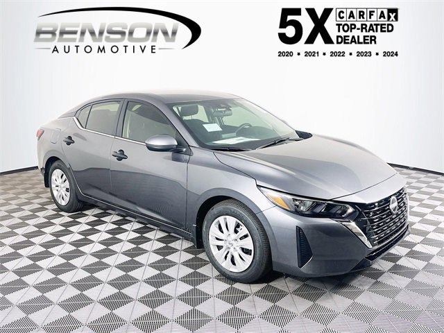 2025 Nissan Sentra S's photo