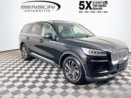 2022 Lincoln Aviator Livery SUV