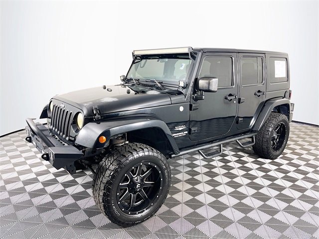 2011 Jeep Wrangler Unlimited Sahara photo 3