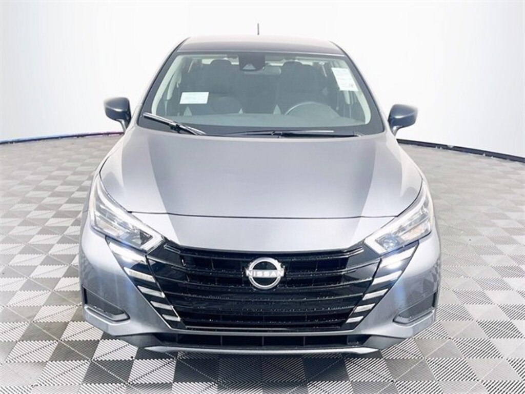 New 2025 Nissan Versa 1.6 S Sedan