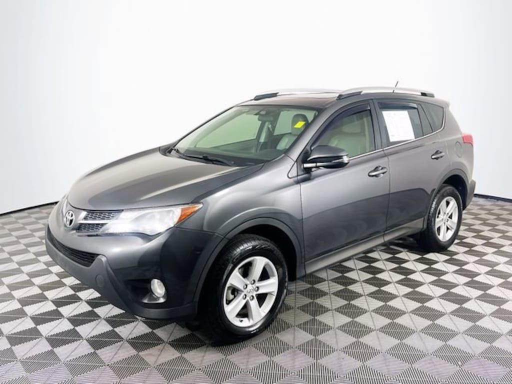 Used 2013 Toyota RAV4 XLE SUV