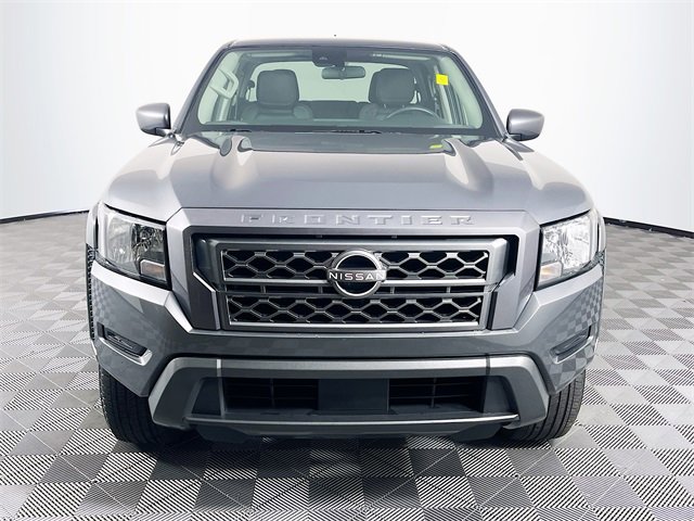 2023 Nissan Frontier SV photo 2