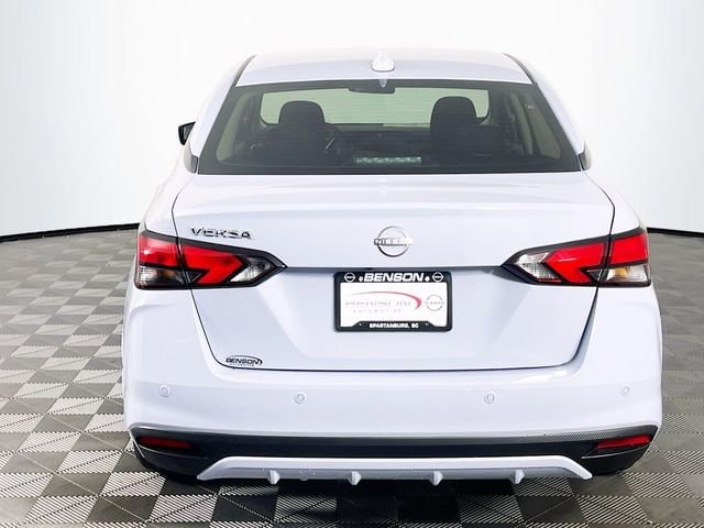 2025 Nissan Versa Sedan SV - Photo 6