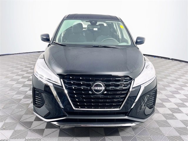 2024 Nissan Kicks S photo 2