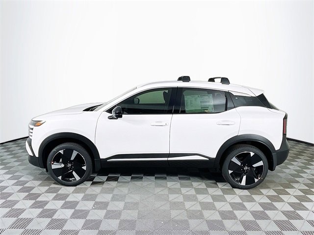 2026 Nissan Kicks SR photo 2