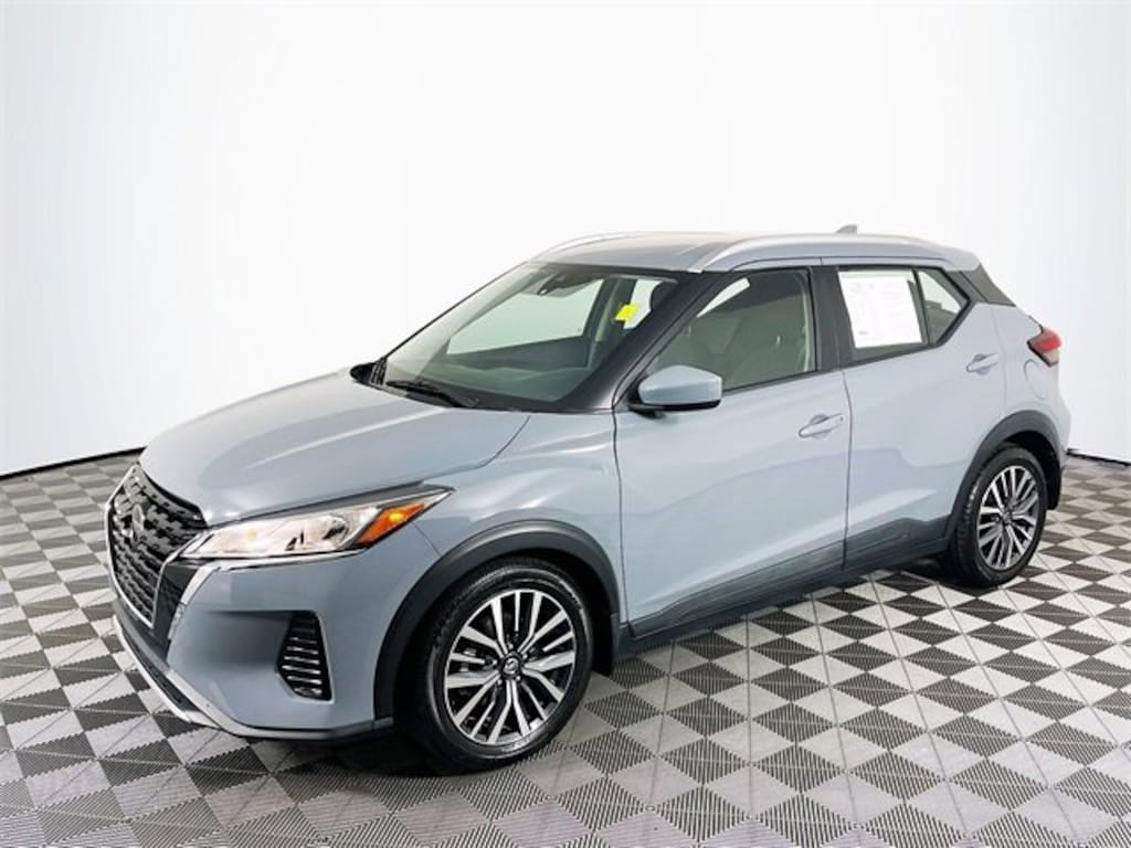 Used 2021 Nissan Kicks SV SUV