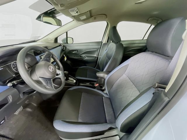 2025 Nissan Versa Sedan SV - Photo 13
