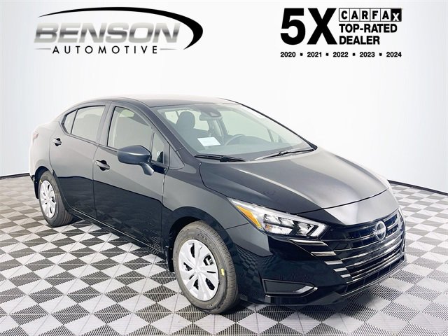 2025 Nissan Versa Sedan S's photo