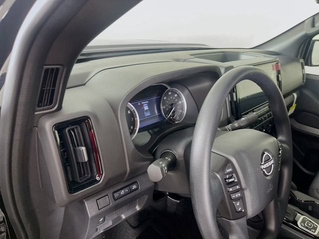 2026 Nissan Frontier SV - Photo 10