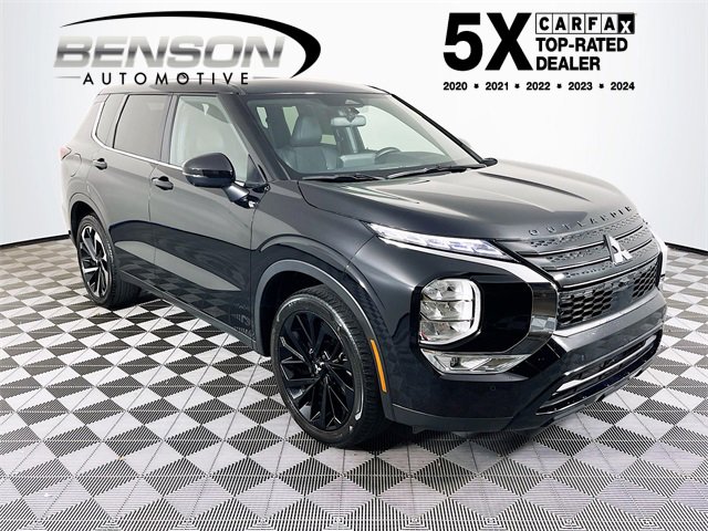 2024 Mitsubishi Outlander SEL Black Edition's photo