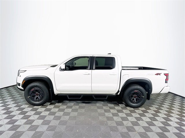 2025 Nissan Frontier PRO-4X photo 3
