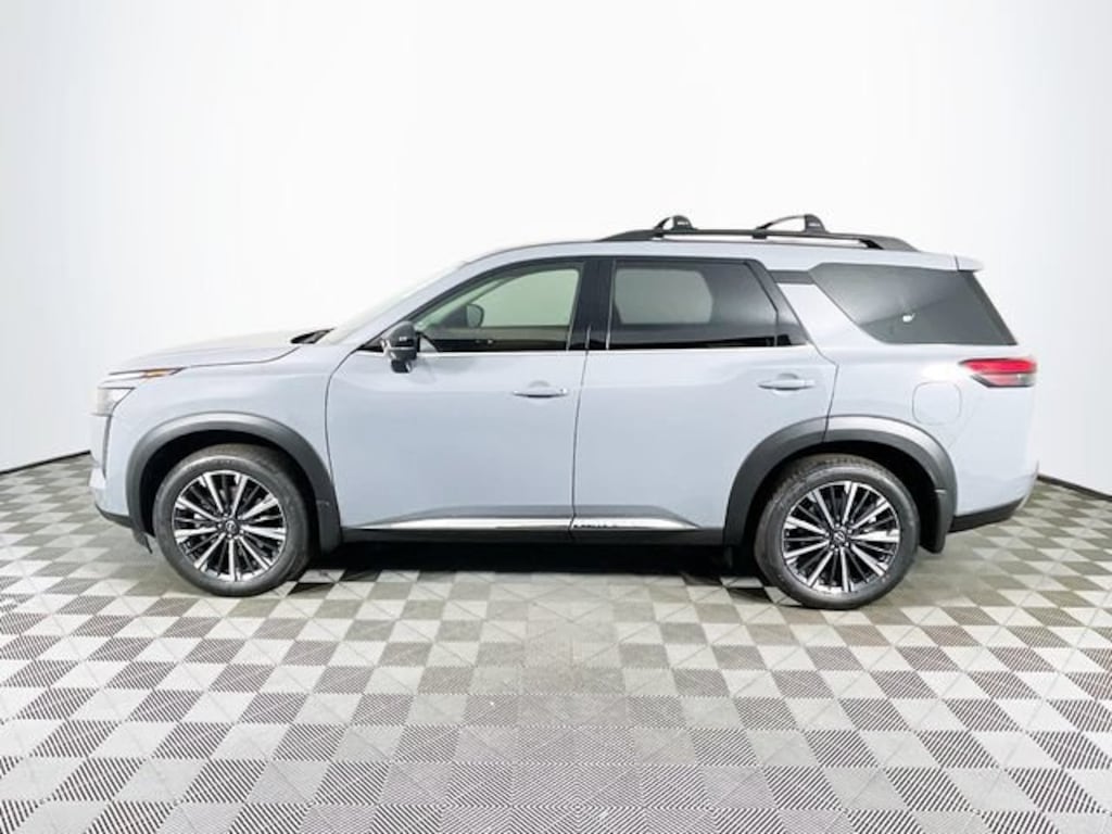 New 2026 Nissan Pathfinder Platinum SUV