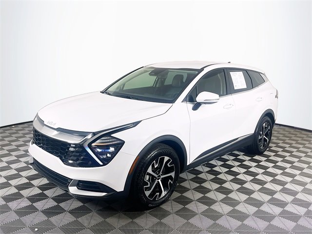 2025 Kia Sportage EX photo 3