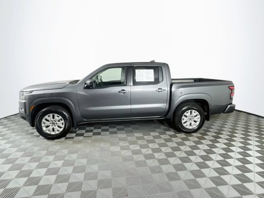 Used 2024 Nissan Frontier SV Truck Crew Cab