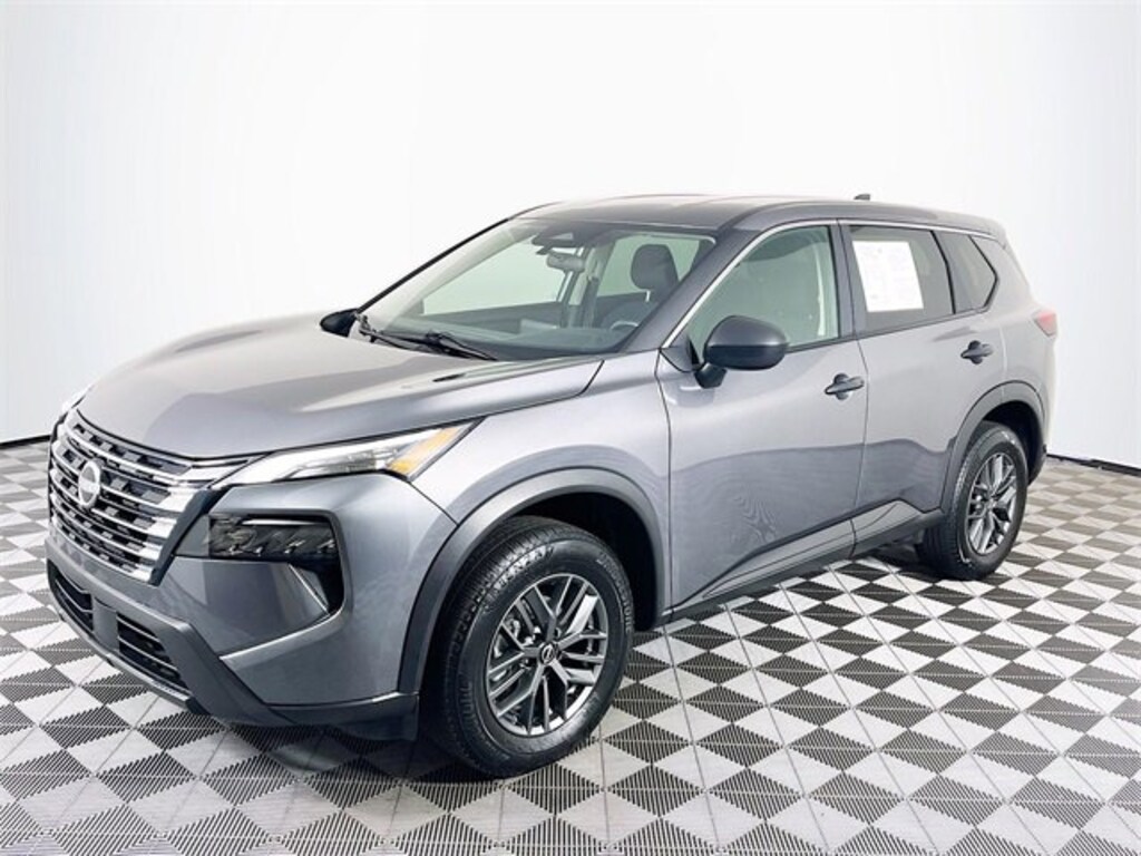 Used 2024 Nissan Rogue S SUV