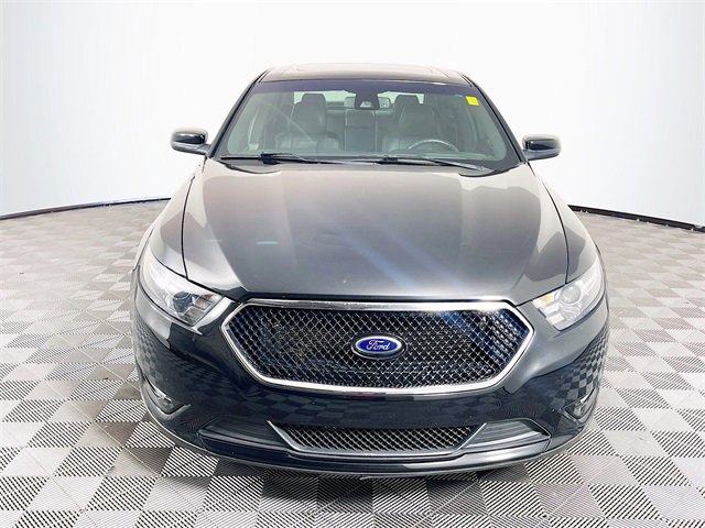 2014 Ford Taurus SHO photo 2