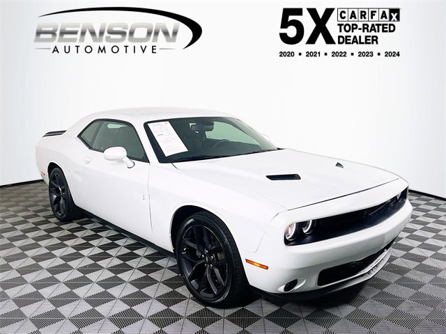2020 Dodge Challenger SXT's photo