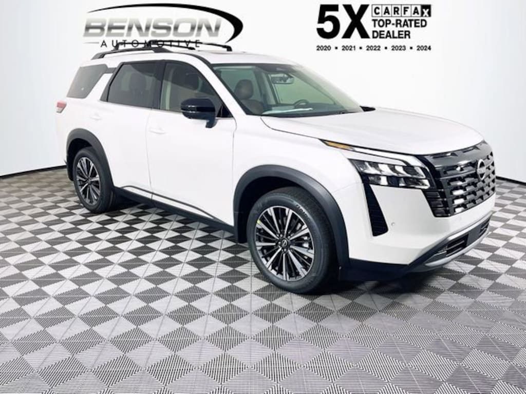 New 2026 Nissan Pathfinder Platinum SUV