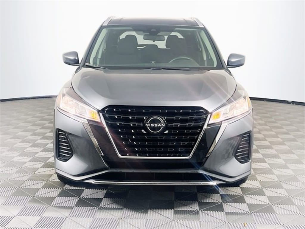 Used 2023 Nissan Kicks SV SUV