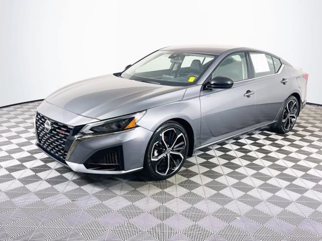 Used 2023 Nissan Altima 2.5 SR Sedan