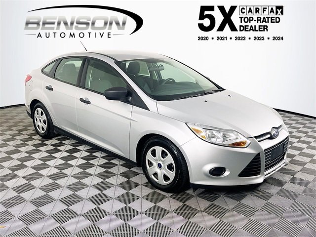 2014 Ford Focus S's photo