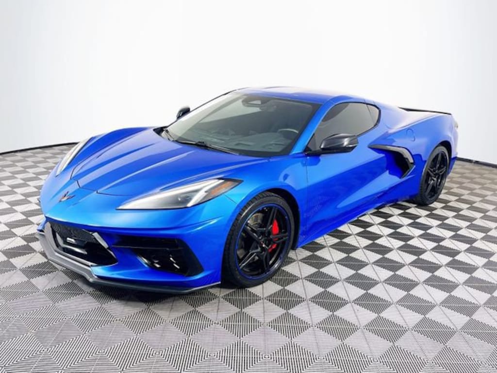 Used 2024 Chevrolet Corvette Stingray w/2LT Coupe
