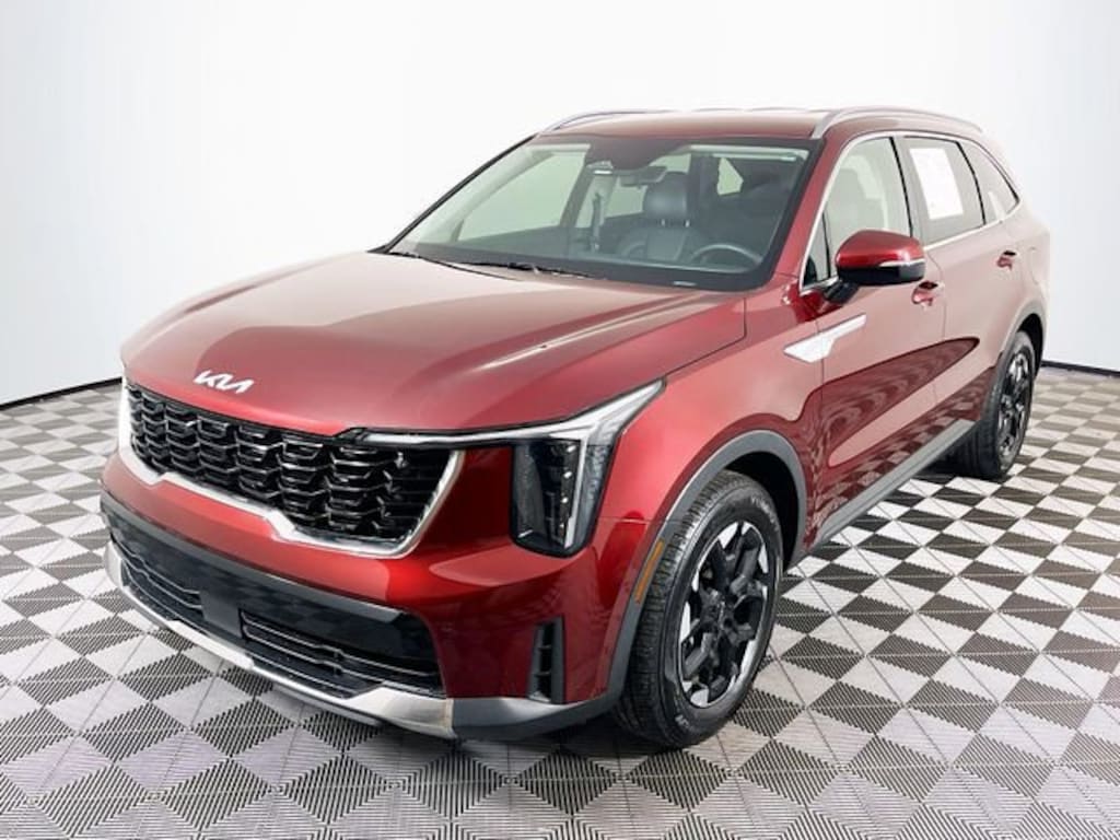 Used 2025 Kia Sorento S SUV