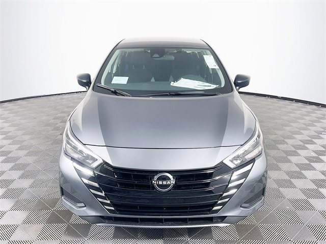 2025 Nissan Versa 1.6 S photo 2