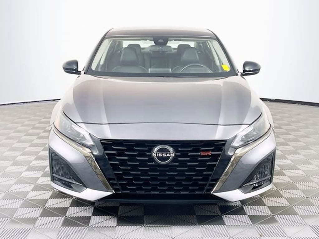 Used 2023 Nissan Altima 2.5 SR Sedan
