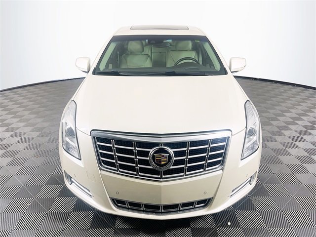 2013 Cadillac XTS Premium photo 2