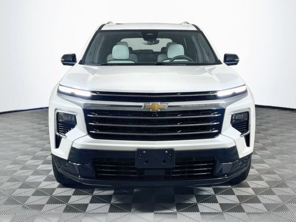 Used 2025 Chevrolet Traverse High Country SUV