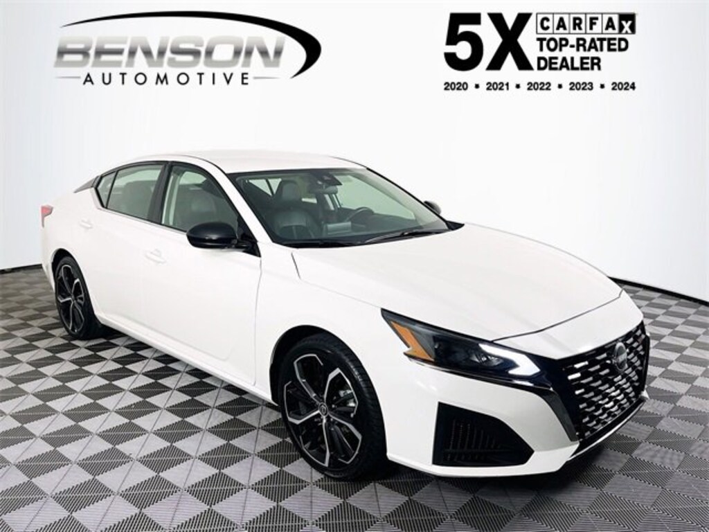 Used 2025 Nissan Altima SR Sedan