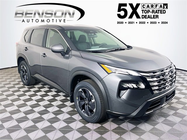 2026 Nissan Rogue SV's photo