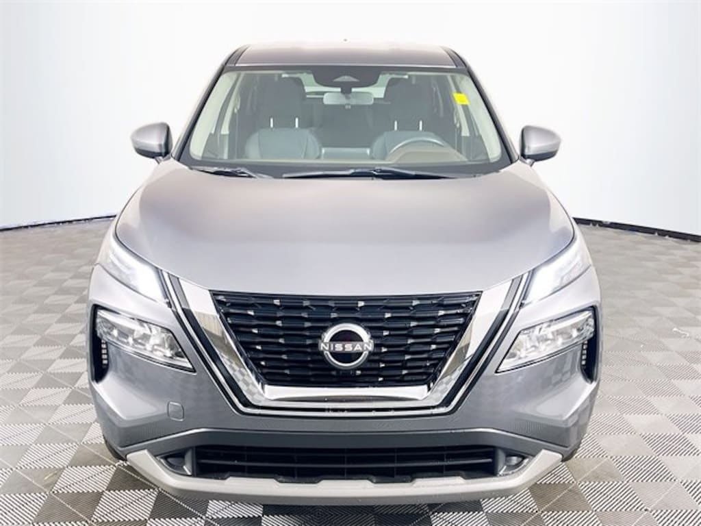 Used 2023 Nissan Rogue SV SUV