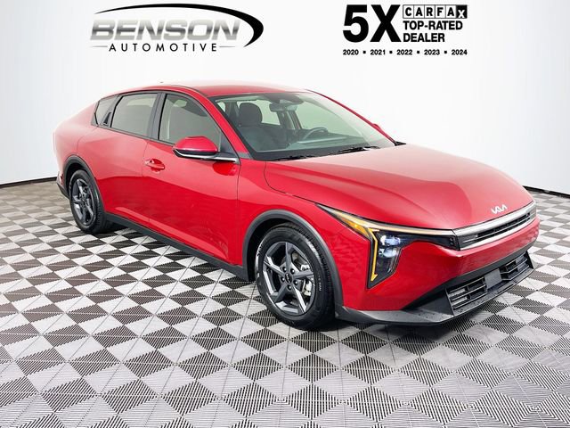 2025 Kia K4 LXS AT's photo