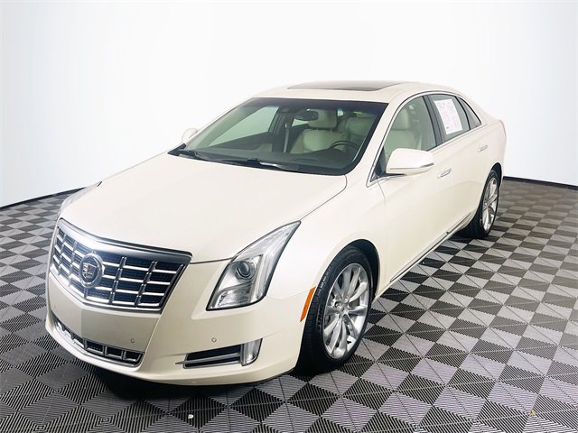 2013 Cadillac XTS Premium photo 3