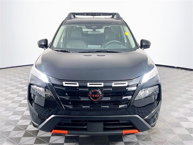 2025 Nissan Rogue SV photo 2