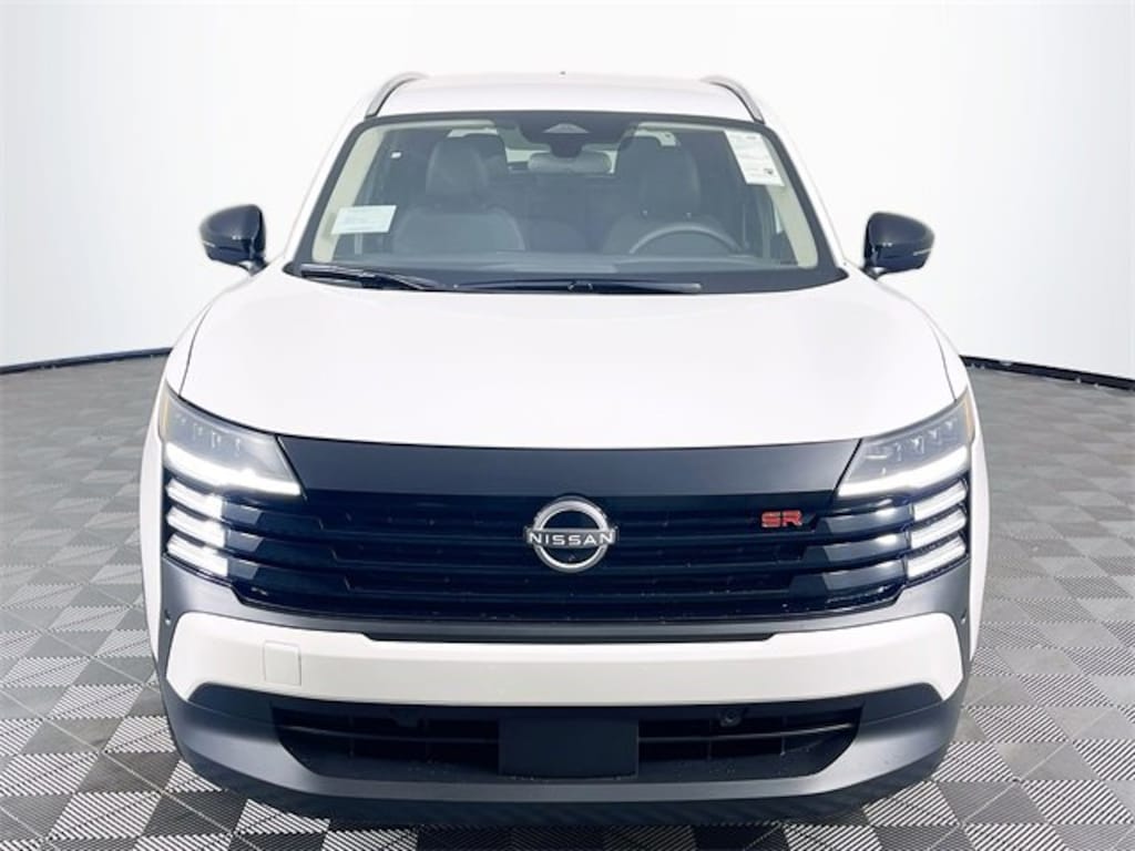 New 2026 Nissan Kicks SR SUV