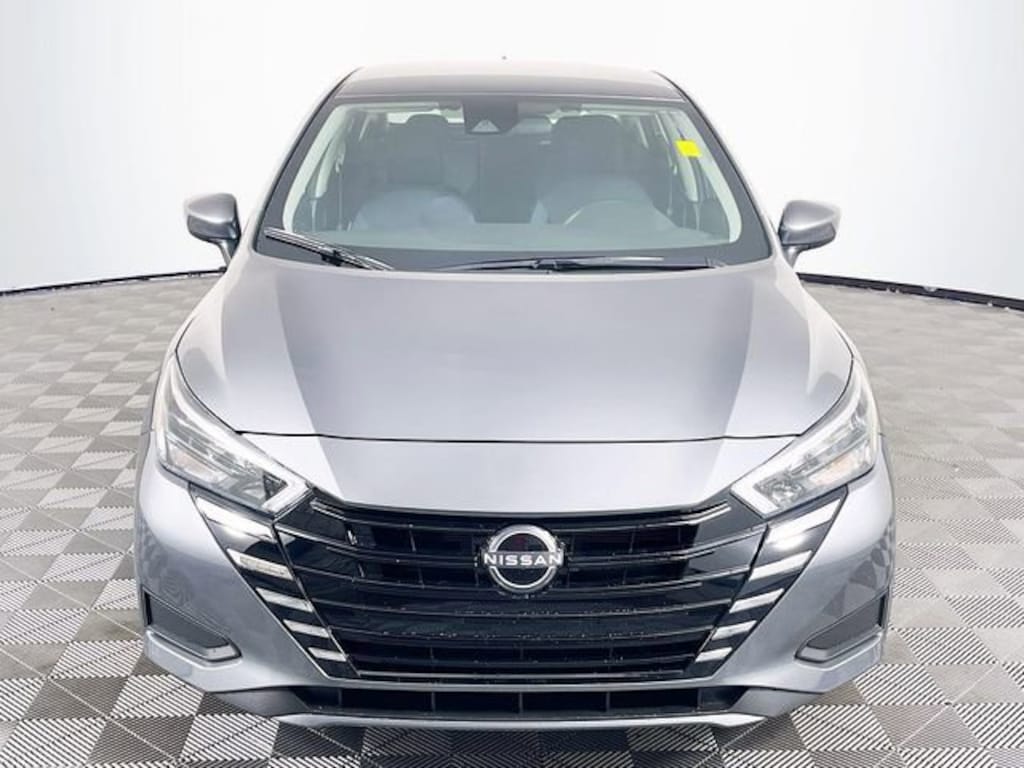 Used 2025 Nissan Versa 1.6 SV Sedan