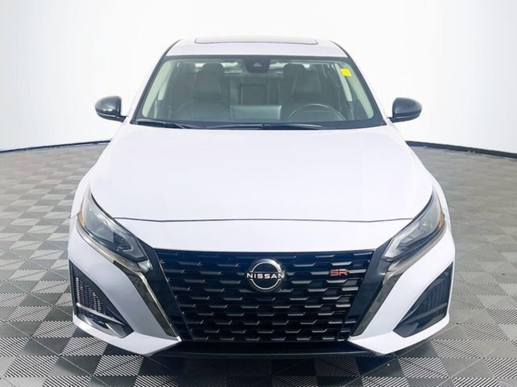 Used 2024 Nissan Altima 2.5 SR Sedan