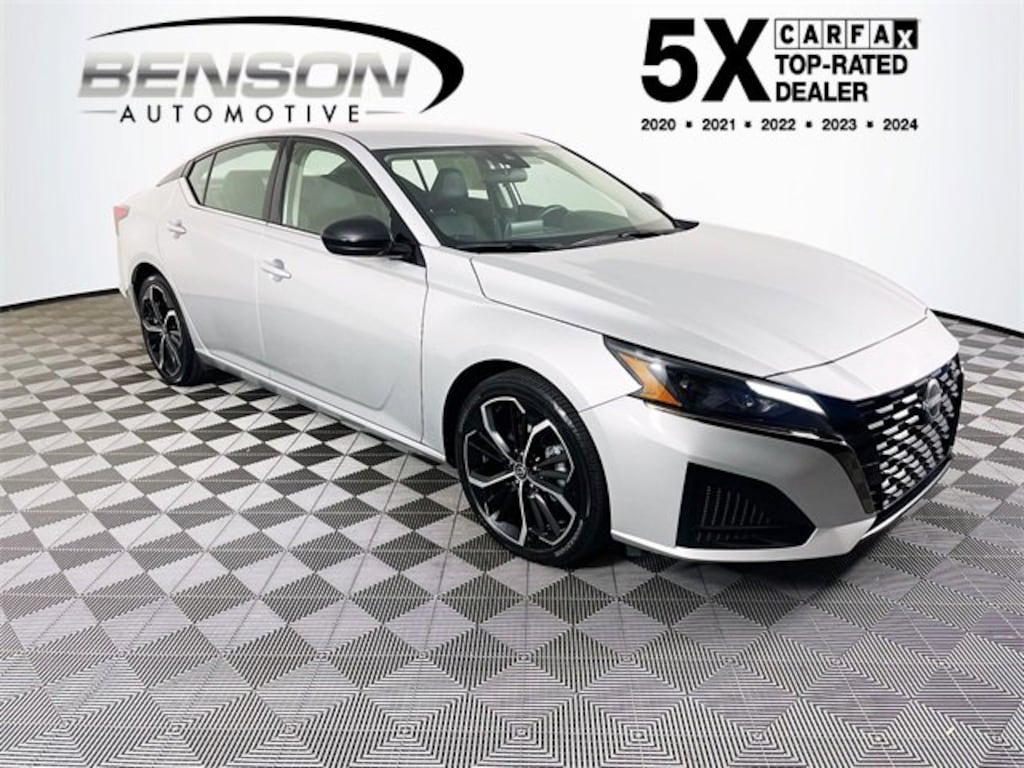 Used 2024 Nissan Altima 2.5 SR Sedan