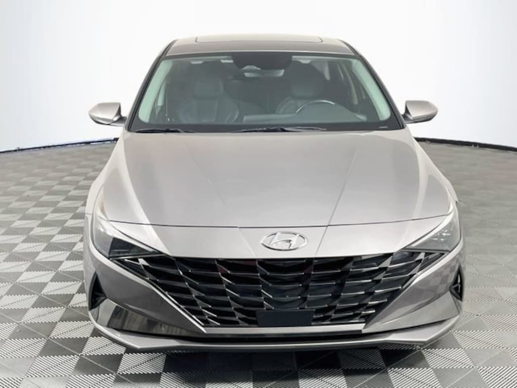 Used 2023 Hyundai Elantra Limited Sedan