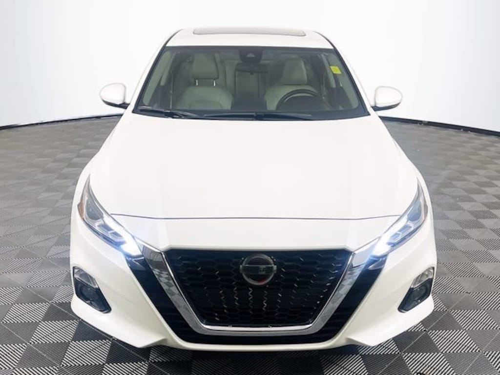 Used 2021 Nissan Altima 2.5 SL Sedan