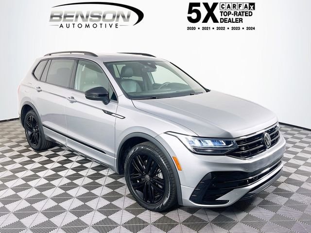 2022 Volkswagen Tiguan 2.0T SE R-Line Black's photo